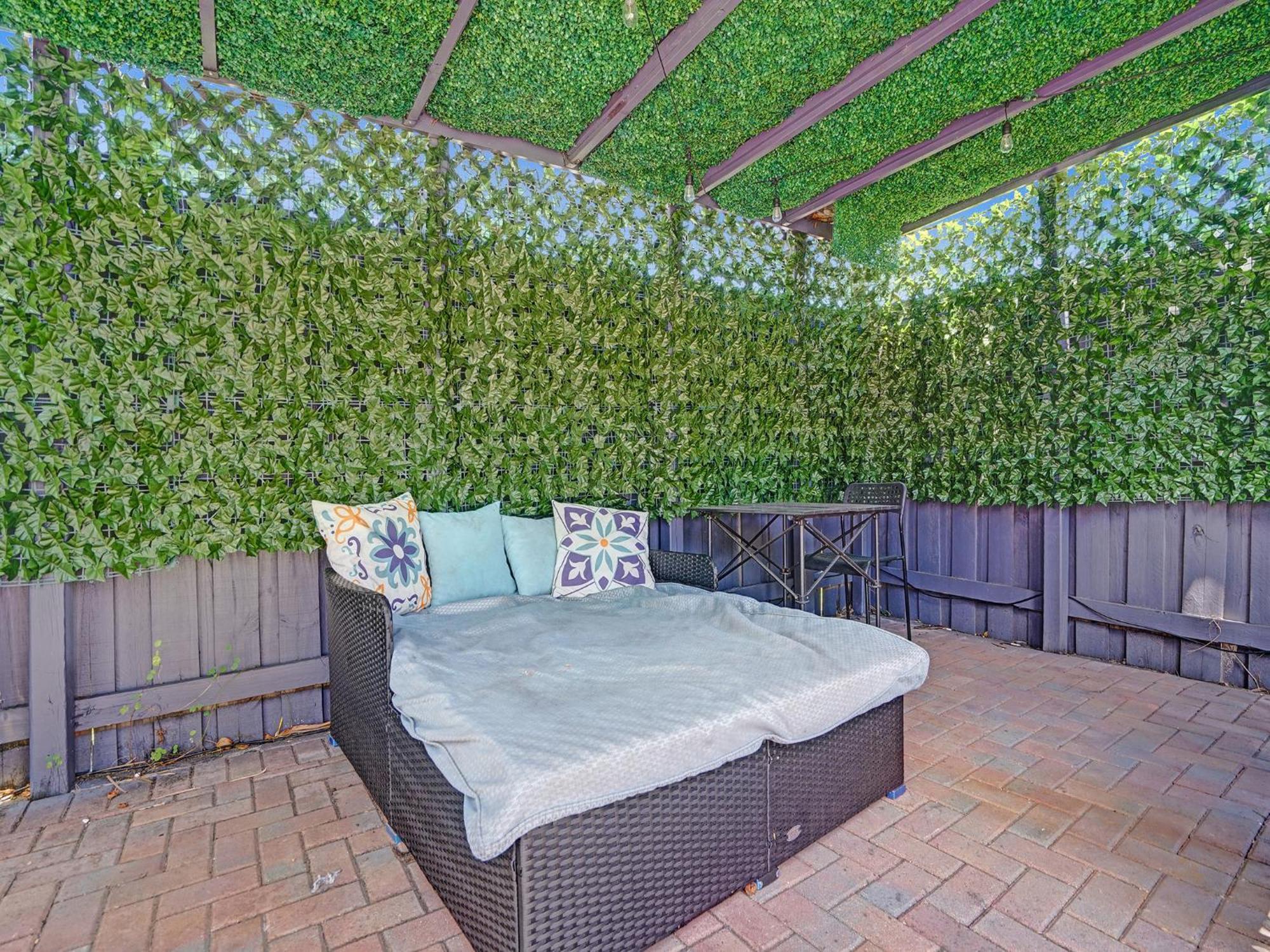 Large Gay Men'S 1 Bedroom W Gameroom Heated Pool Clothing Optional Oakland Park Exterior foto
